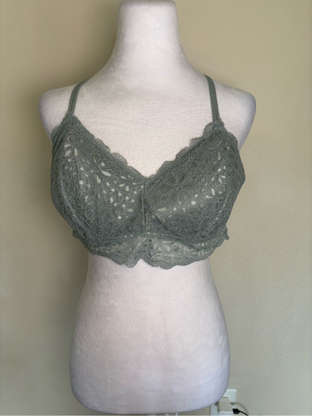 Maurices Lace Dentelle lace green bralette racerback wireless pullover L NWT